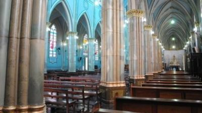 Santuário e Praça Santa Terezinha